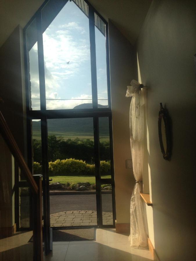 Bed and Breakfast Railway View - Connemara Recess Exterior foto